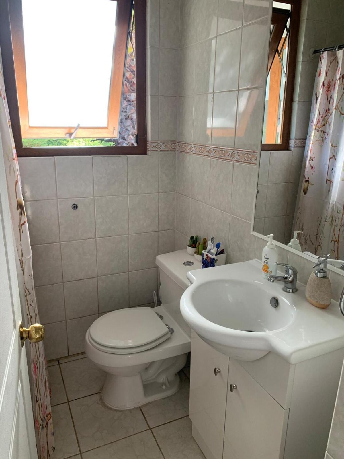 Сasa de vacaciones Casa Vitacura 12p Pool Snow Shopping Clinicas 5 Dorm - 8 Camas *